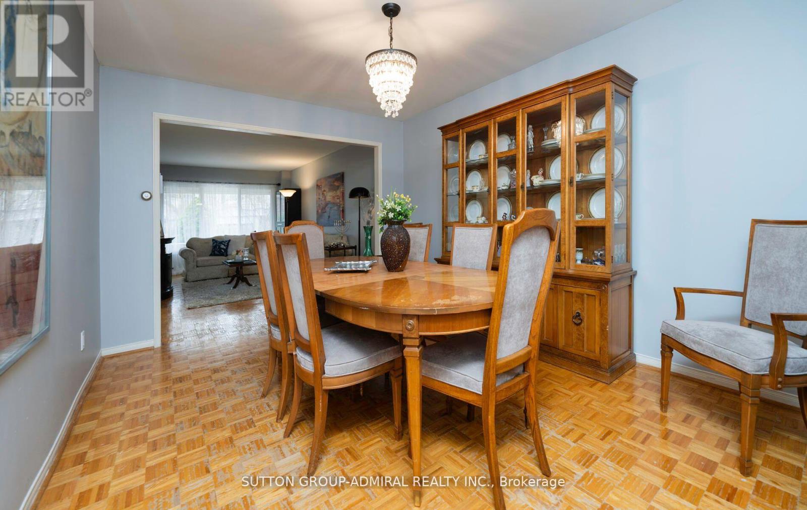 19 Maxwell Court, Vaughan, Ontario  L4J 8G9 - Photo 10 - N11993232