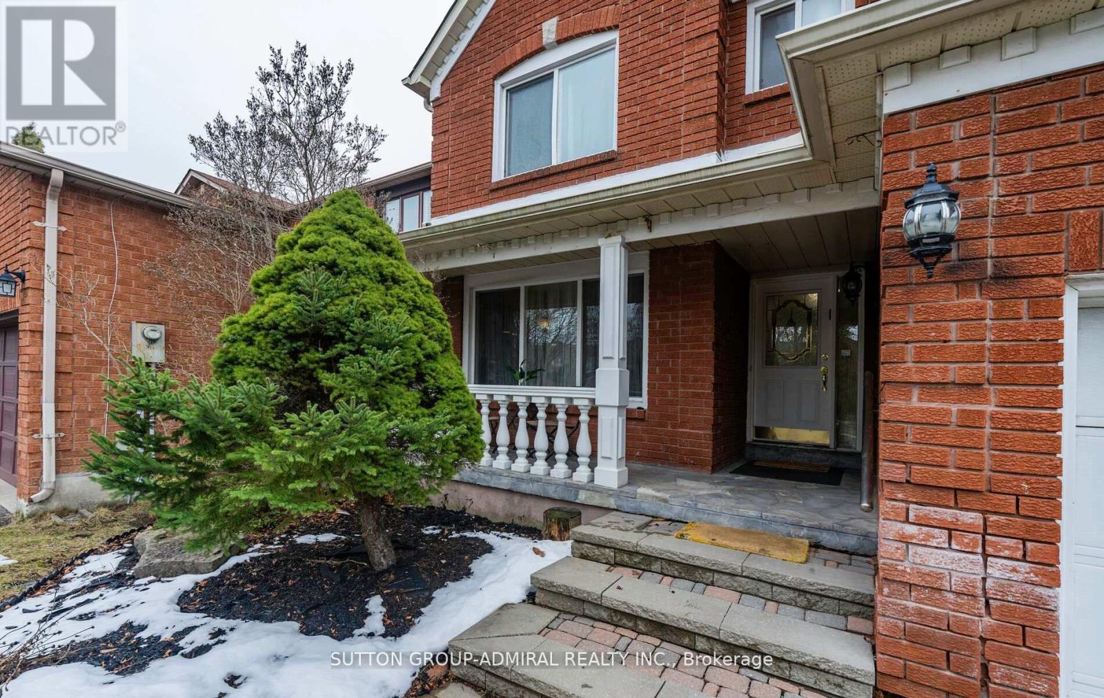 Property at 19 MAXWELL COURT image 2
