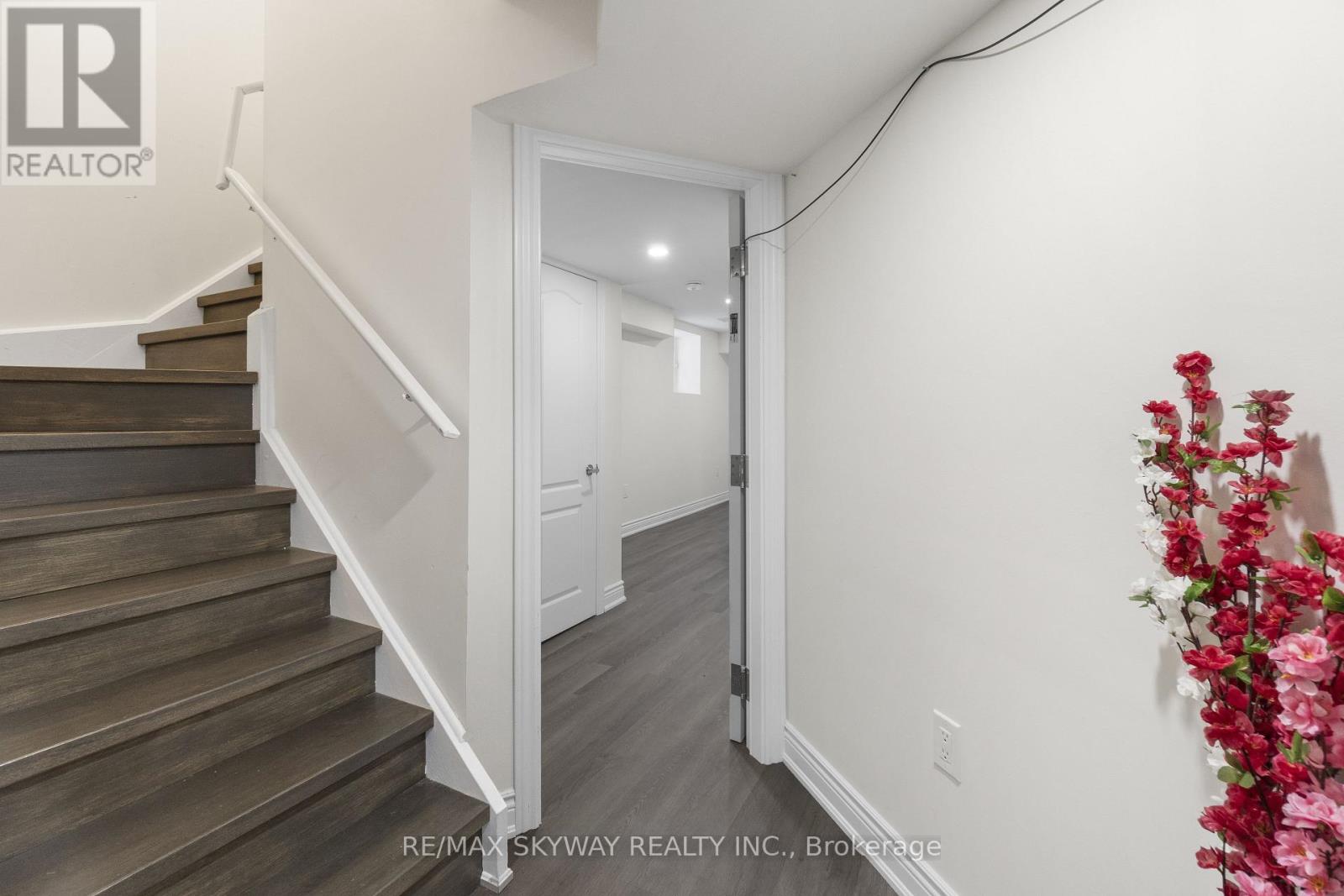 15 Neil Promenade, Caledon, Ontario  L7C 4H6 - Photo 40 - W11993219