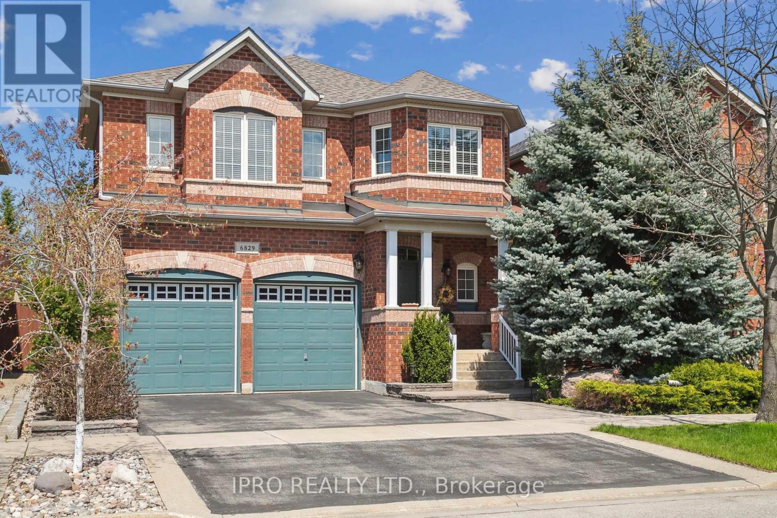 6829 GOLDEN HILLS WAY, Mississauga, Ontario