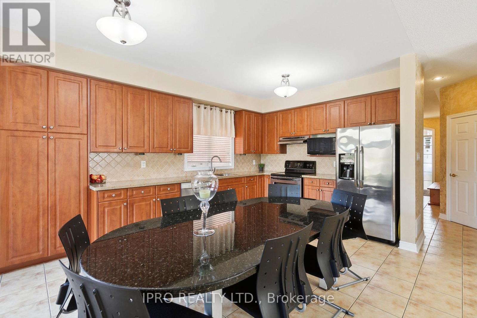 6829 Golden Hills Way, Mississauga (Meadowvale Village), Ontario  L5W 1P3 - Photo 13 - W11993242