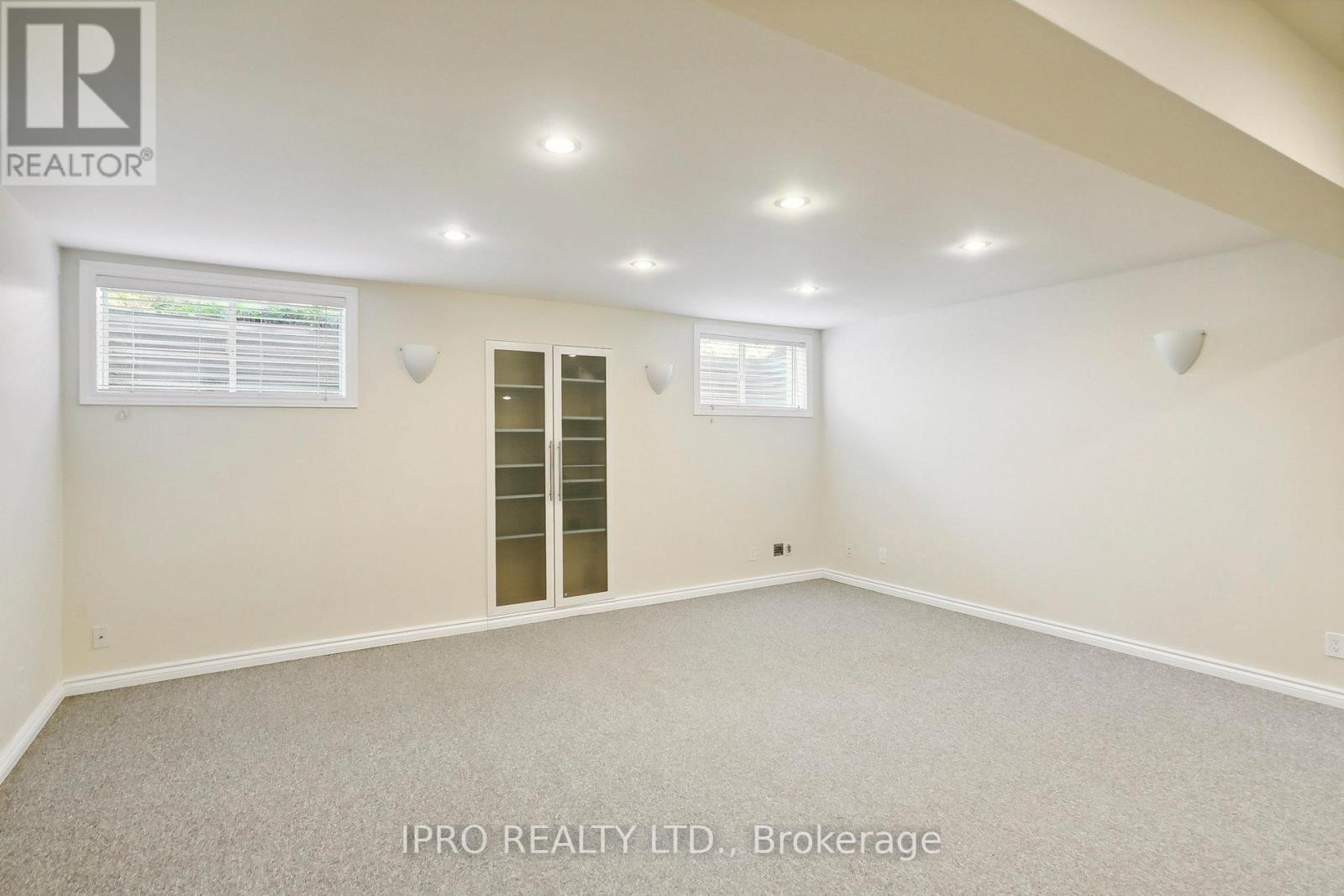 6829 Golden Hills Way, Mississauga, Ontario  L5W 1P3 - Photo 35 - W11993242
