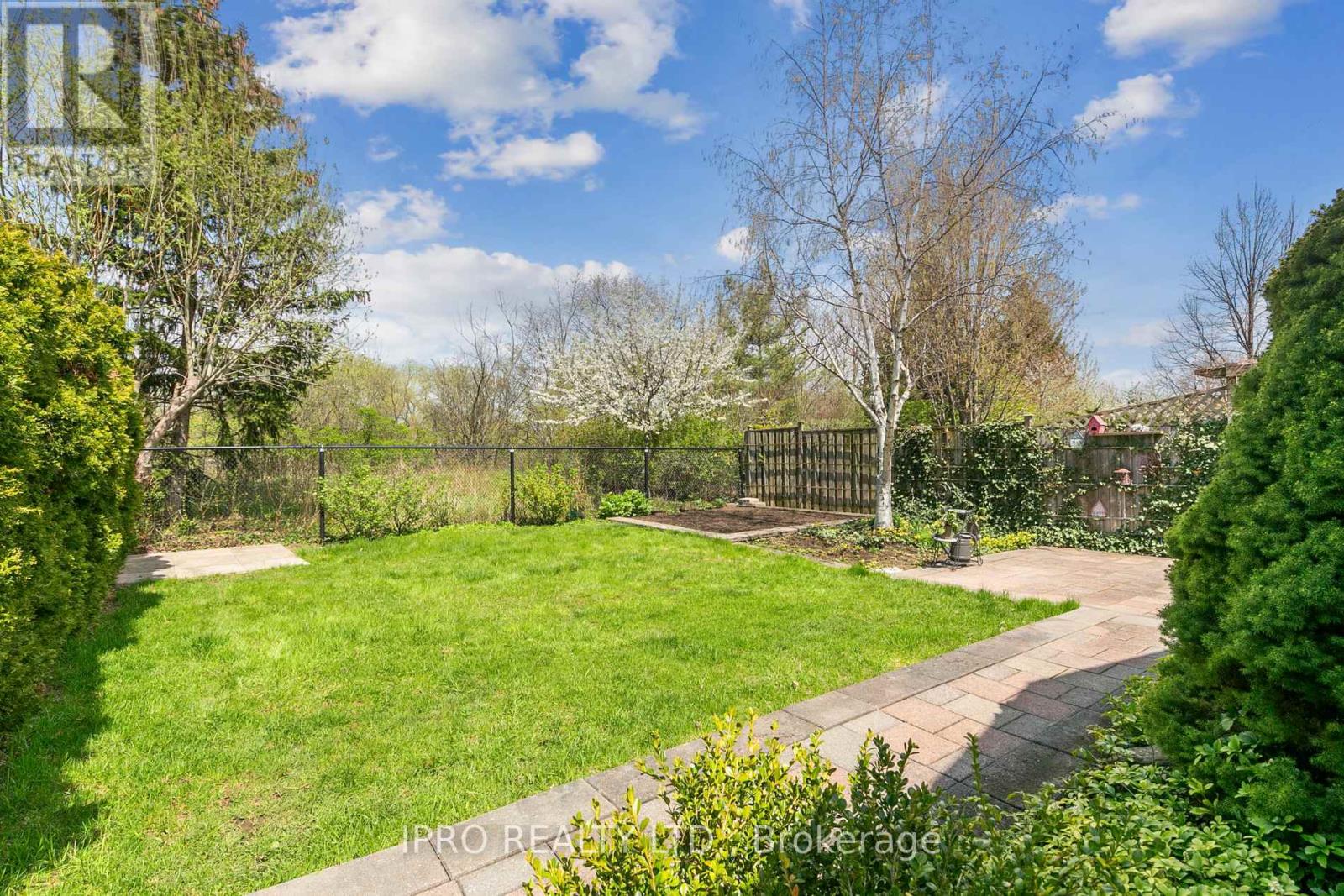 6829 Golden Hills Way, Mississauga, Ontario  L5W 1P3 - Photo 46 - W11993242