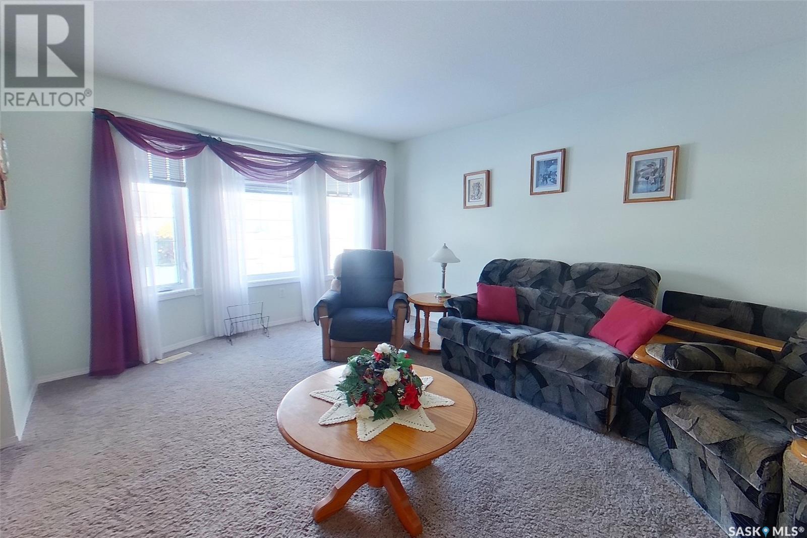 916 103rd Avenue, Tisdale, Saskatchewan  S0E 1T0 - Photo 5 - SK996745