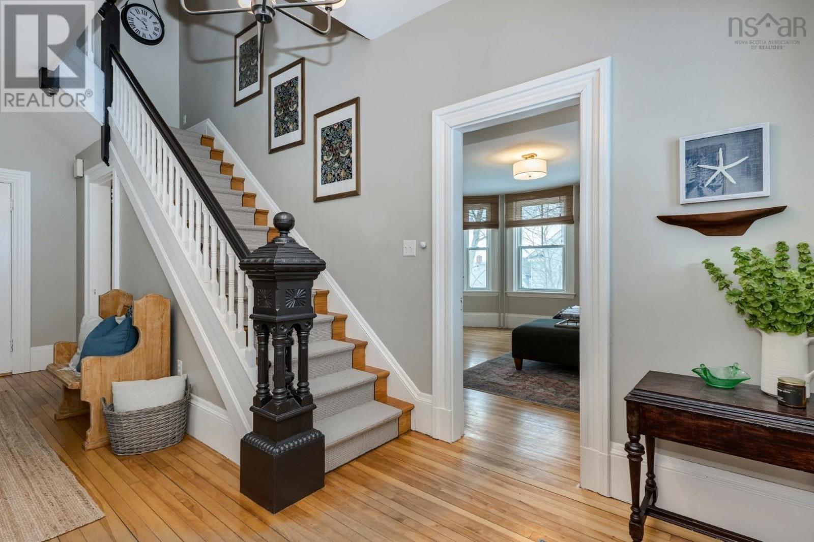 542 King Street, Windsor, Nova Scotia  B0N 2T0 - Photo 5 - 202503810