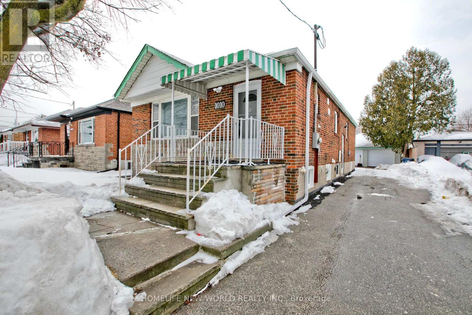 Property at 1010 KENNEDY ROAD image 1