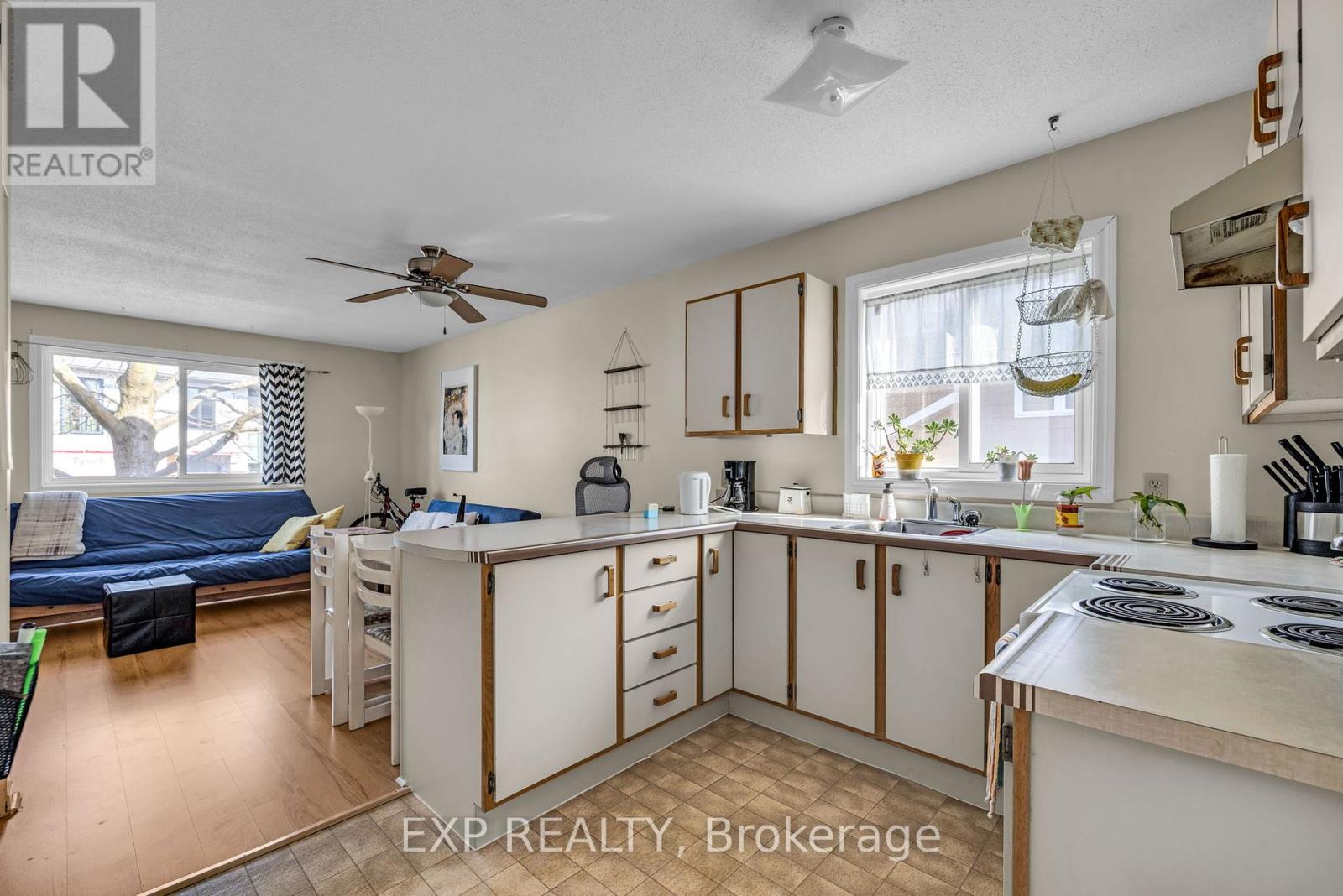 358 Winston Avenue, Ottawa, Ontario  K2A 1Y5 - Photo 33 - X11993253
