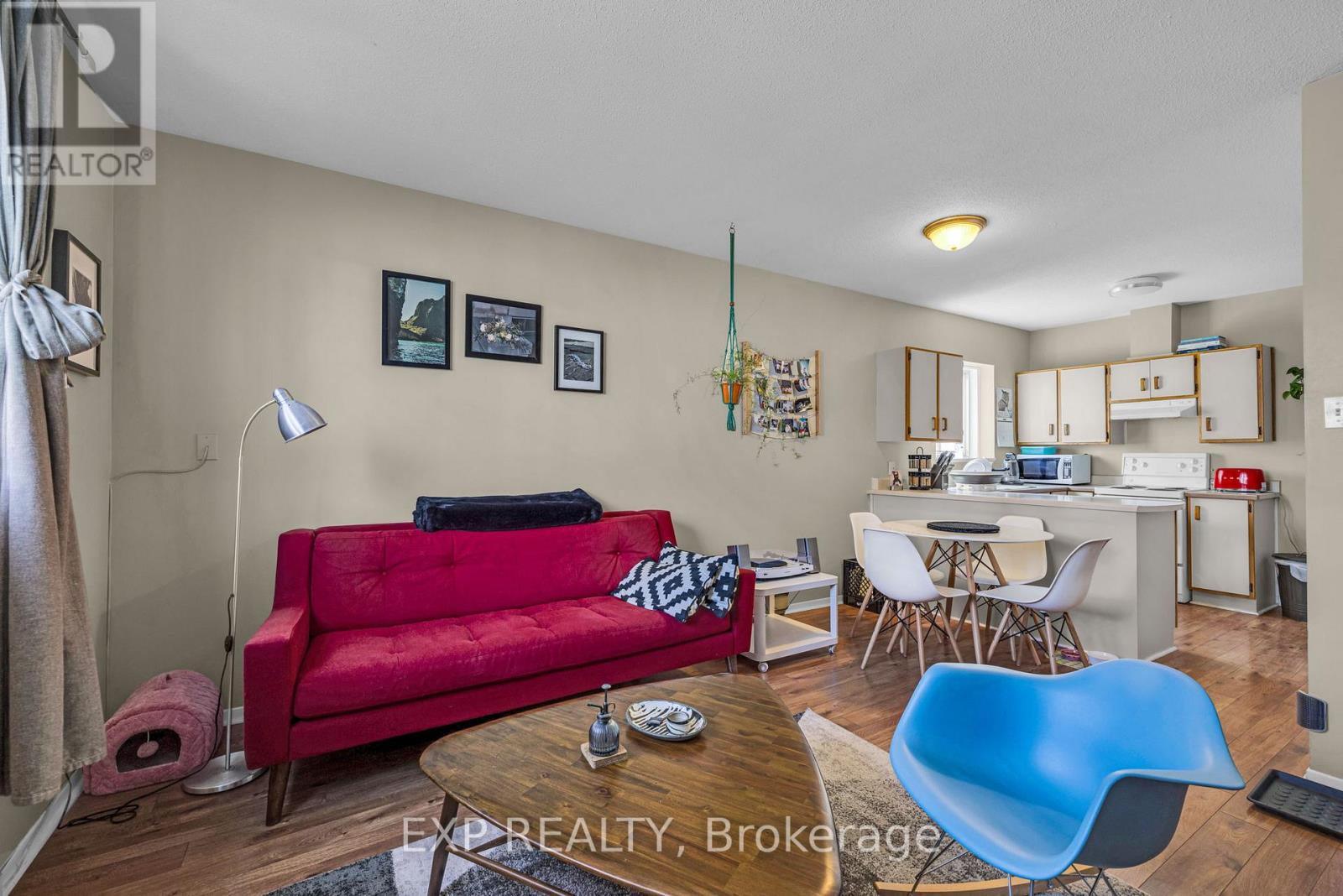 358 Winston Avenue, Ottawa, Ontario  K2A 1Y5 - Photo 8 - X11993253