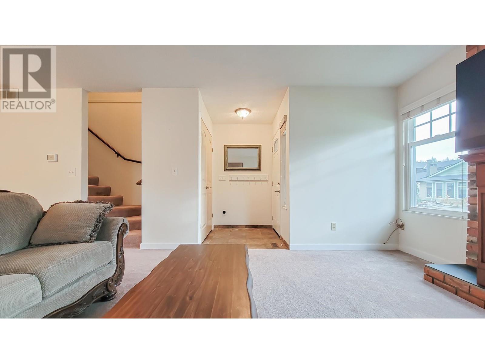 1248 Oxbow Way, Coquitlam, British Columbia  V3E 1M9 - Photo 3 - R2971378
