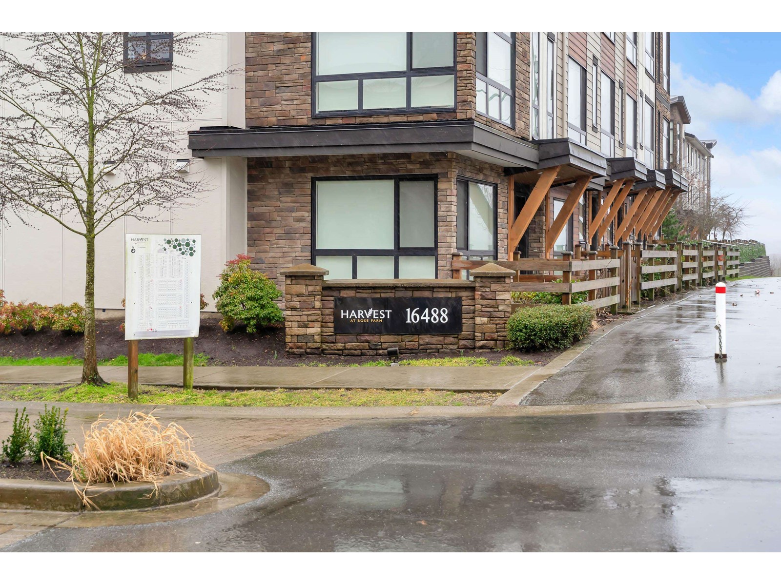 Property at 193 16488 64 AVENUE image 3