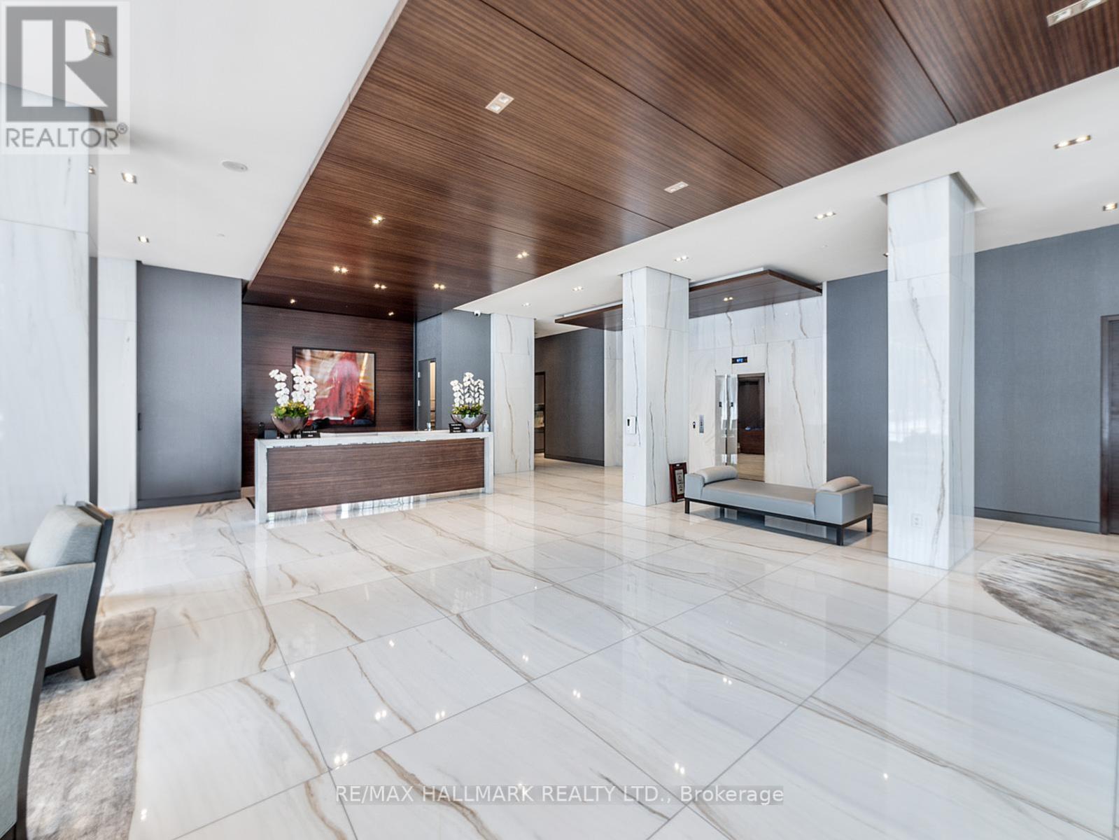 Property at 308 - 88 DAVENPORT ROAD image 2