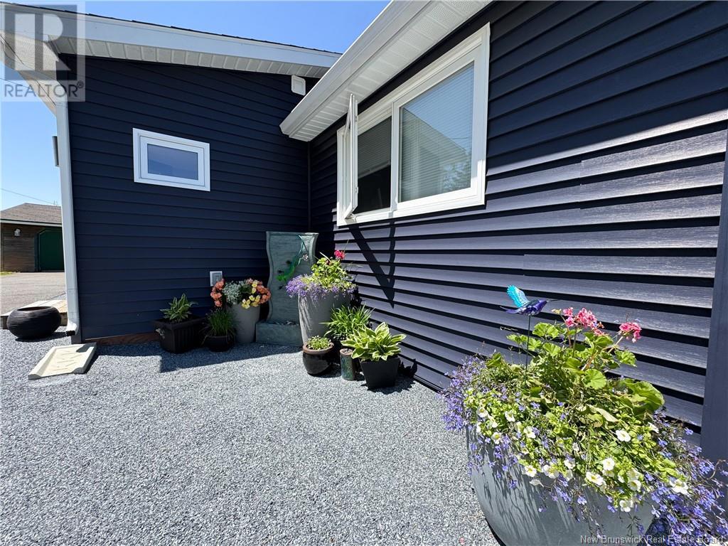 21 Jacks Road, Saint John, New Brunswick  E2M 7J3 - Photo 4 - NB113297