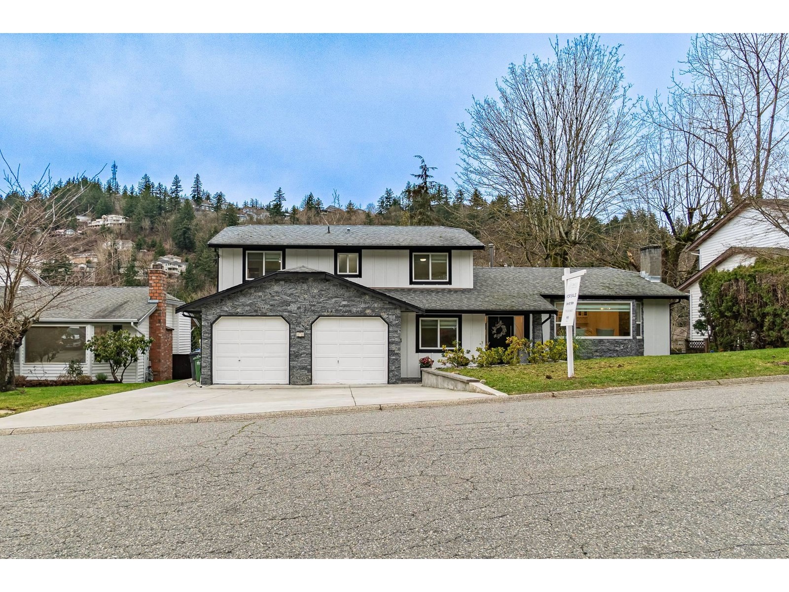 2282 WOODSTOCK DRIVE, Abbotsford, British Columbia