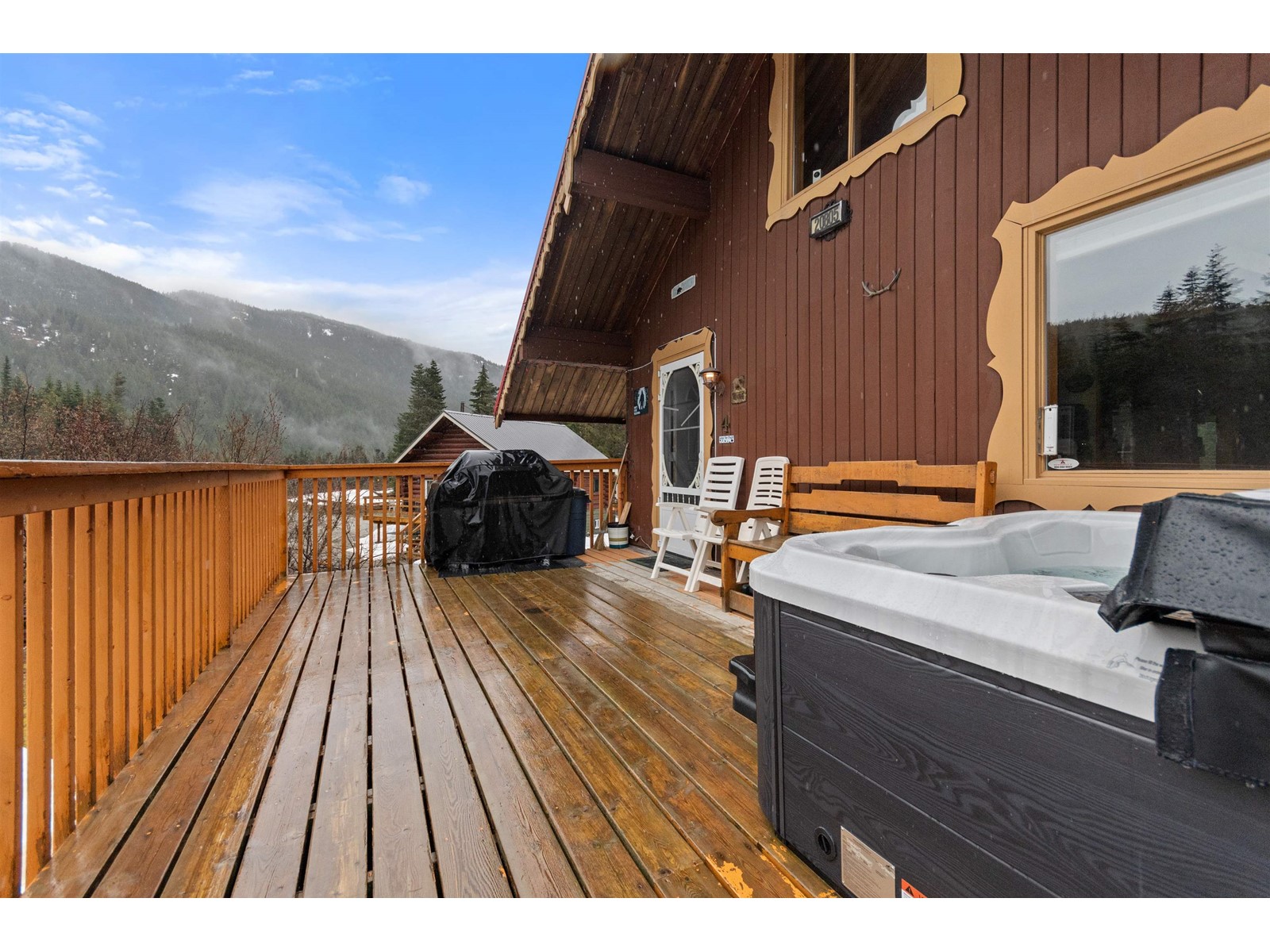 20805 Mt Downing Road, Mission, British Columbia  V0M 1A1 - Photo 3 - R2971672