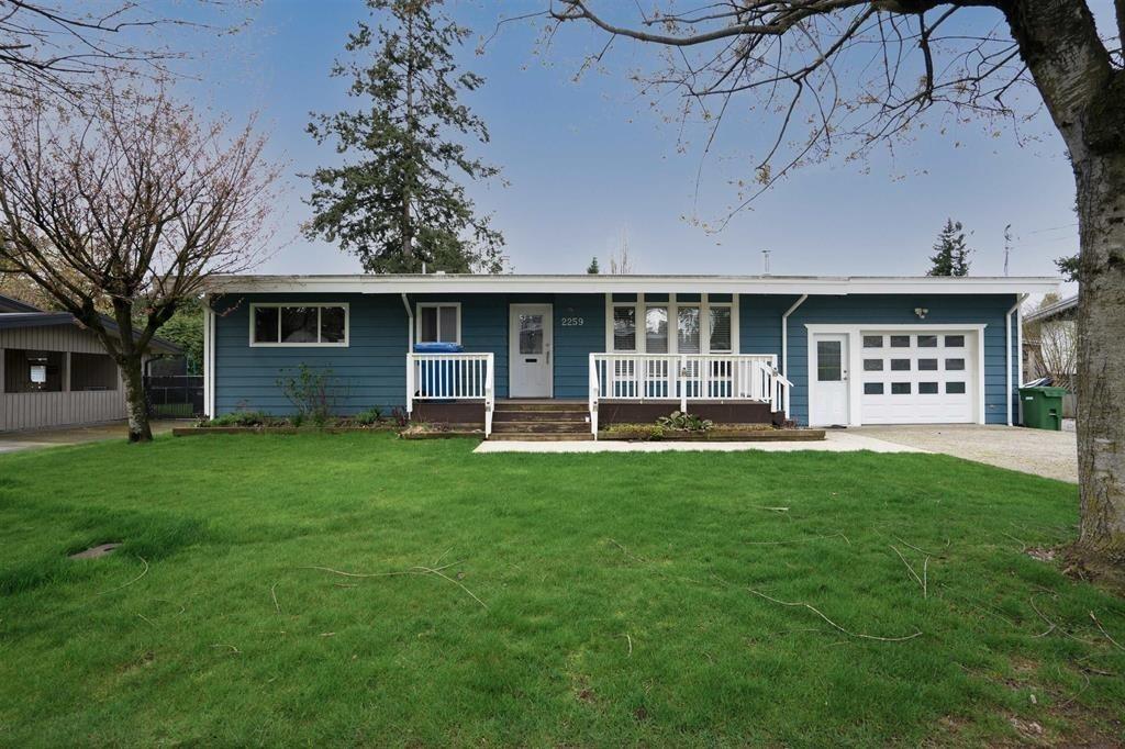 2259 Lynden Street, Abbotsford, British Columbia  V2T 3B8 - Photo 2 - R2970901