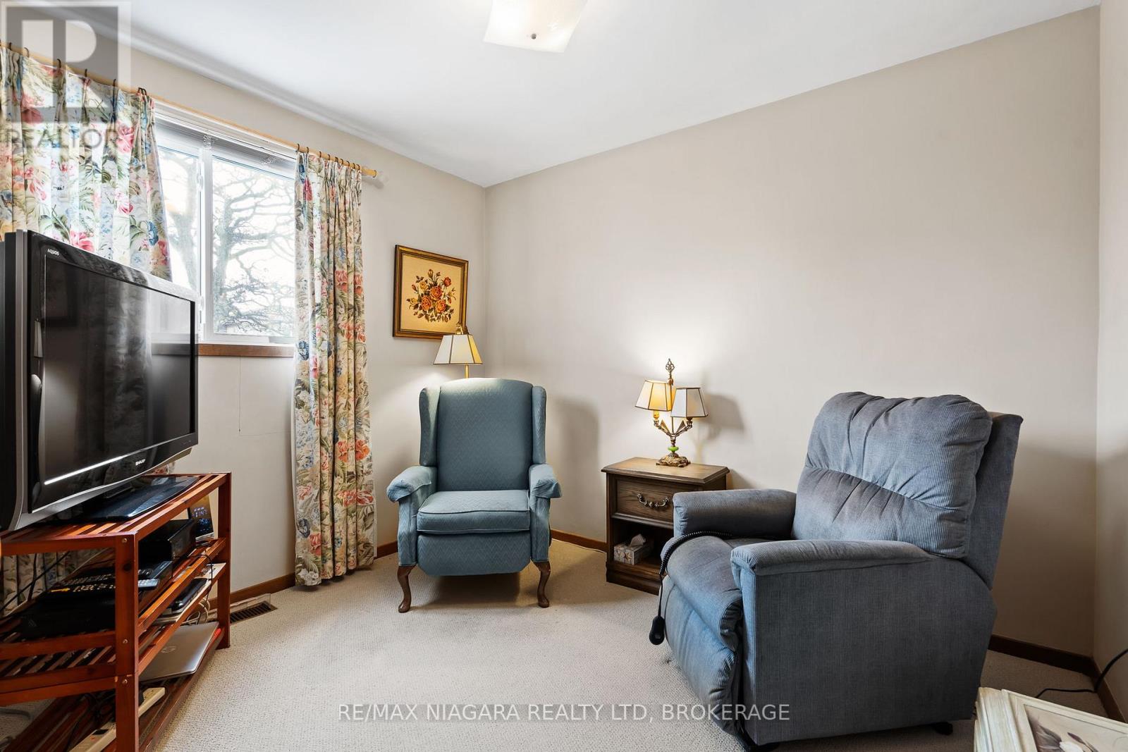 589 Stanley Street, Port Colborne (Sugarloaf), Ontario  L3K 3B2 - Photo 15 - X11993411