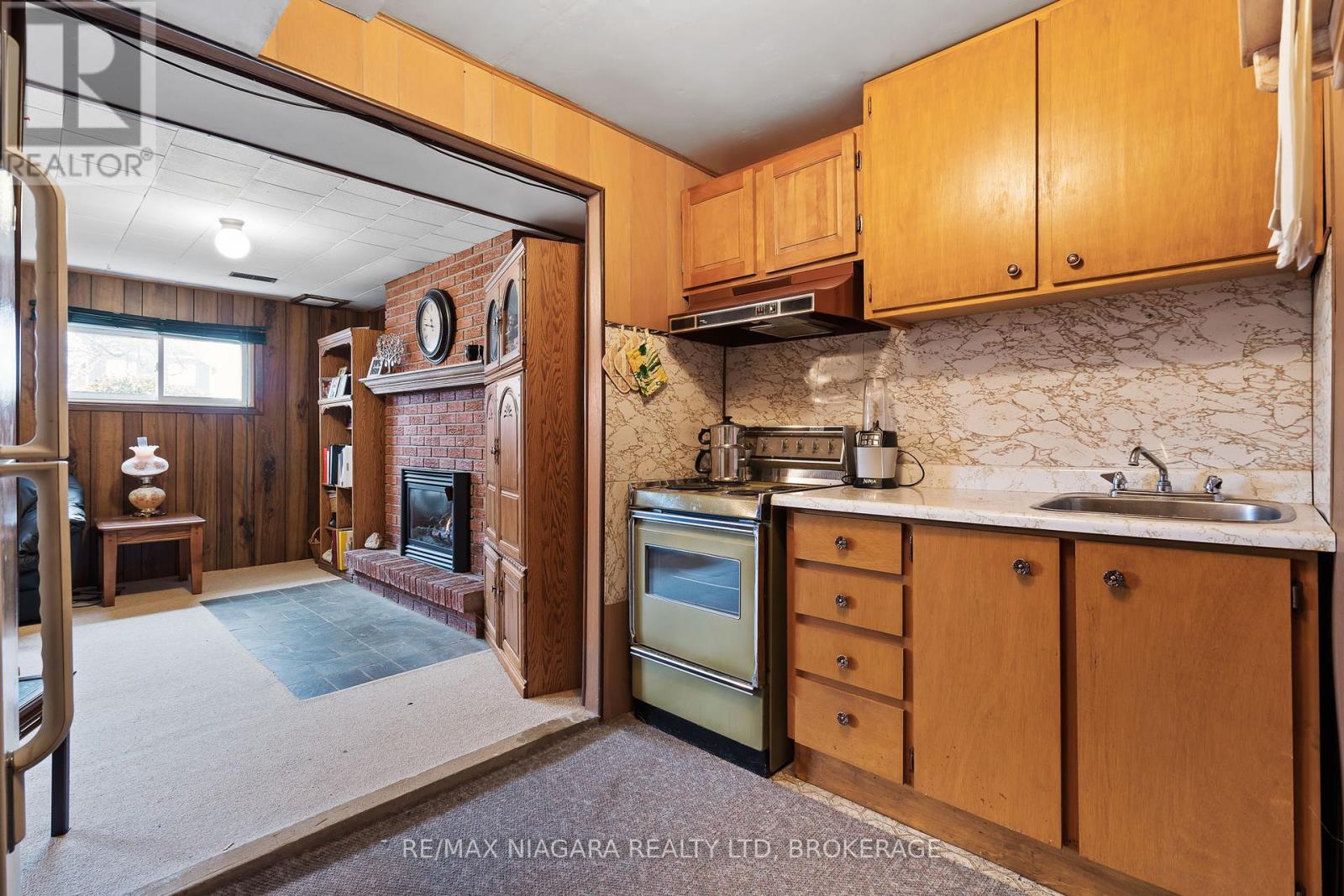 589 Stanley Street, Port Colborne (Sugarloaf), Ontario  L3K 3B2 - Photo 19 - X11993411