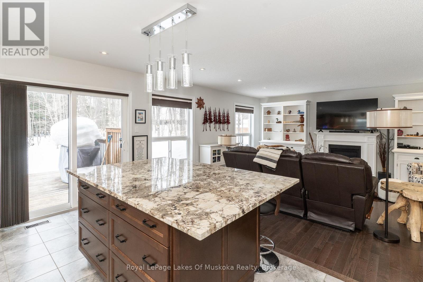 320 Pine Street E, Gravenhurst, Ontario  P1P 1B1 - Photo 14 - X11993224