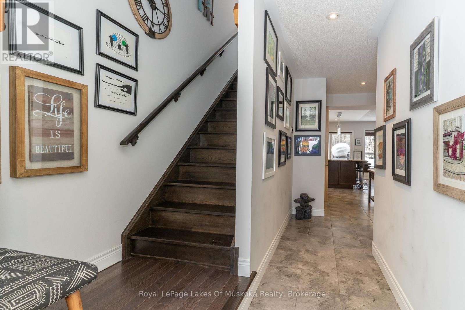 320 Pine Street E, Gravenhurst, Ontario  P1P 1B1 - Photo 25 - X11993224