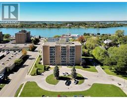 120 PICKERING DRIVE Unit# 607, Amherstburg, Ontario