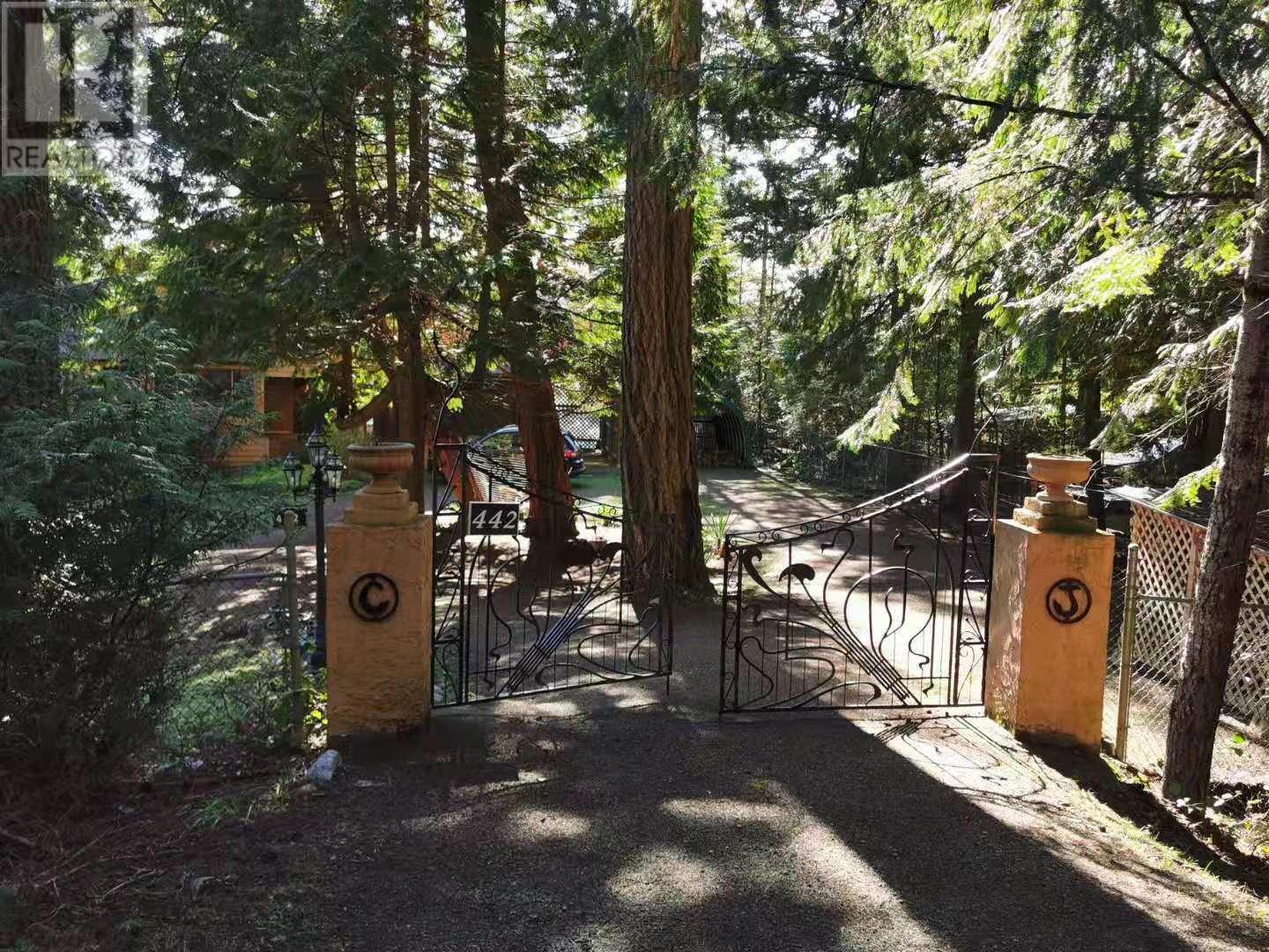 442 Mariners Way, Mayne Island, British Columbia  V0N 2J2 - Photo 2 - R2971242