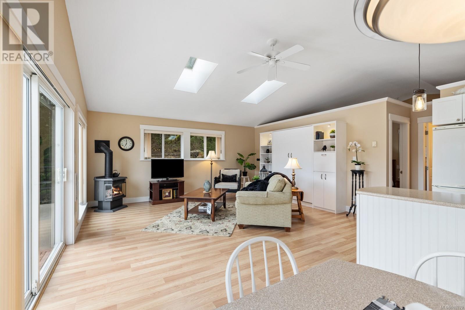 Property at 1761 West Shawnigan Lake Rd image 3