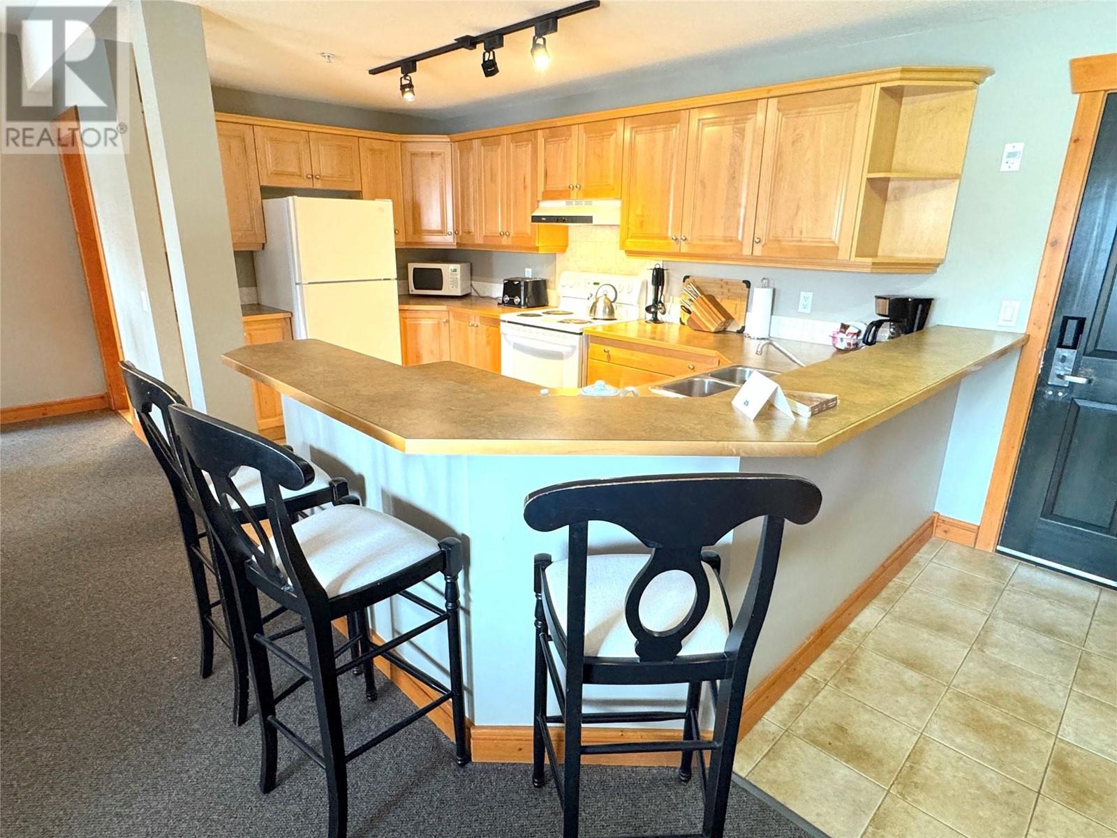 5350 Highline Drive Drive Unit# 2116, Fernie, British Columbia  V0B 1M6 - Photo 2 - 10336521