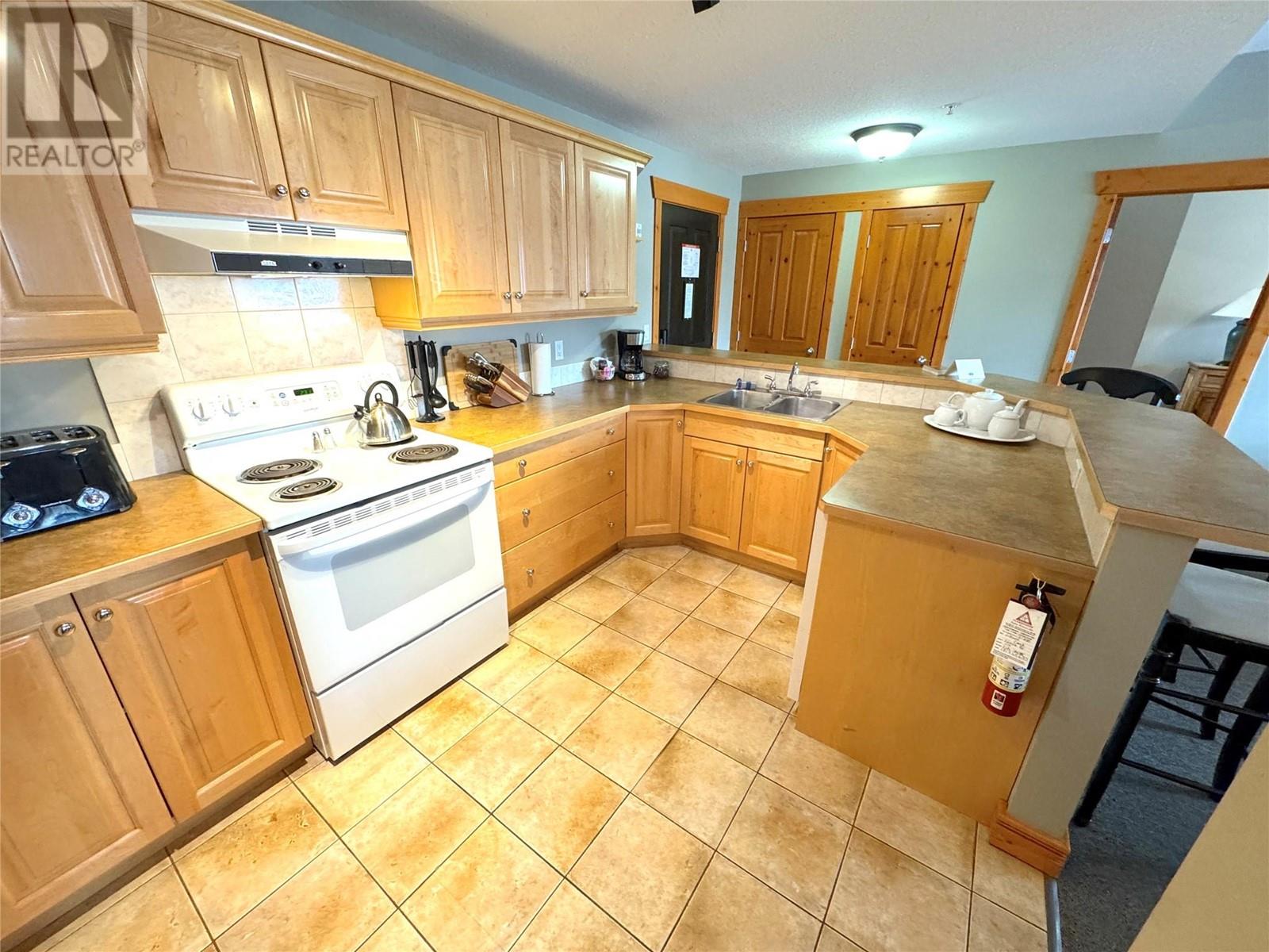 5350 Highline Drive Drive Unit# 2116, Fernie, British Columbia  V0B 1M6 - Photo 4 - 10336521