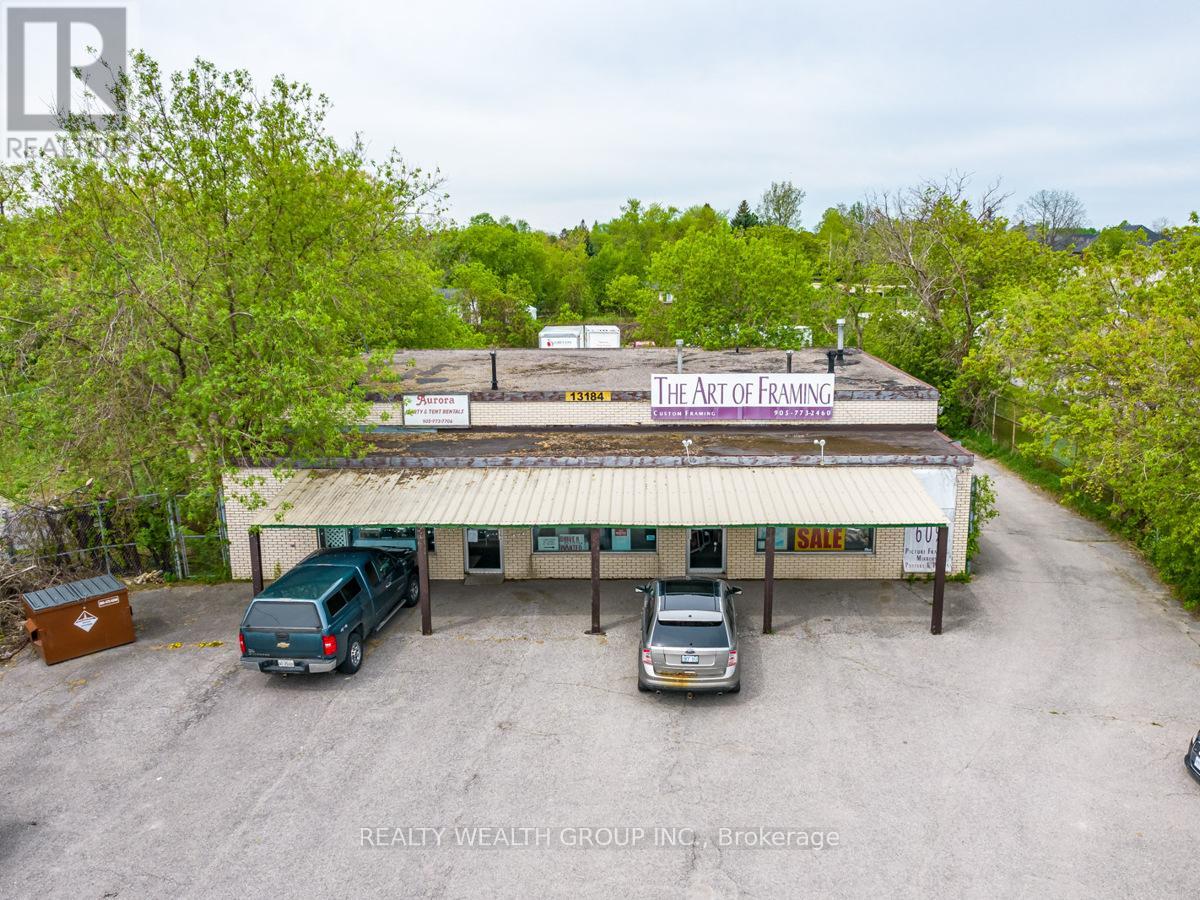 13184 YONGE STREET, Richmond Hill, Ontario