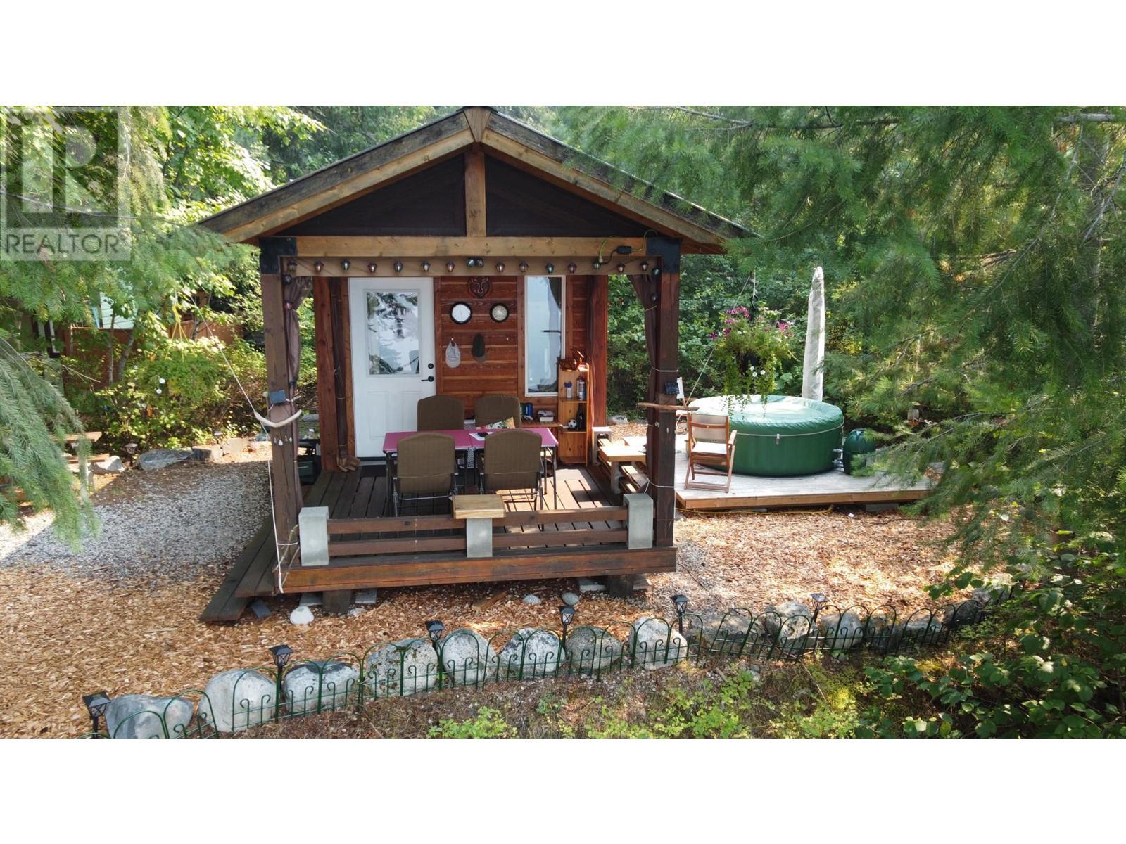 523 Rosebery Loop Road, Rosebery, British Columbia  V0G 1S1 - Photo 8 - 10336970