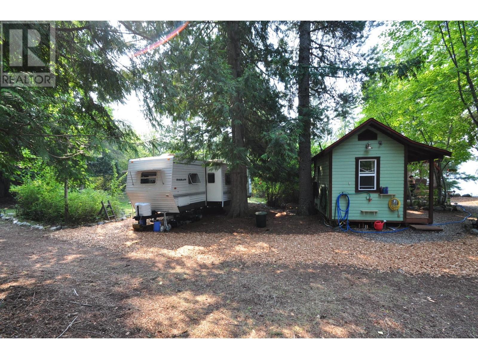 523 Rosebery Loop Road, Rosebery, British Columbia  V0G 1S1 - Photo 12 - 10336970