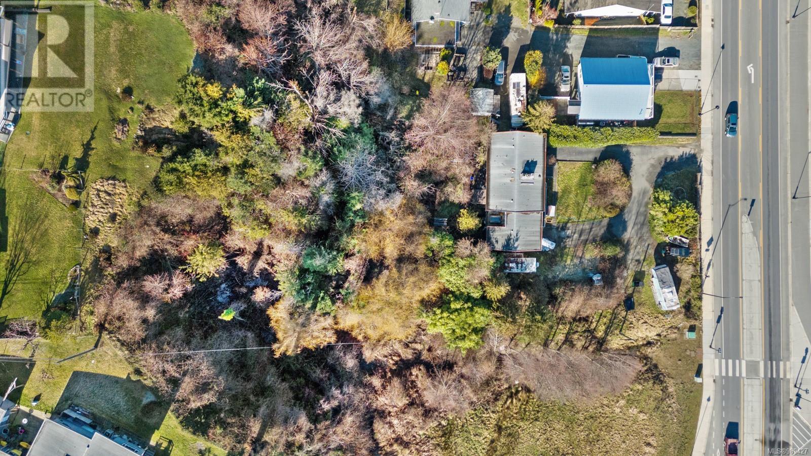 Property at 1266 Island Hwy S image 3