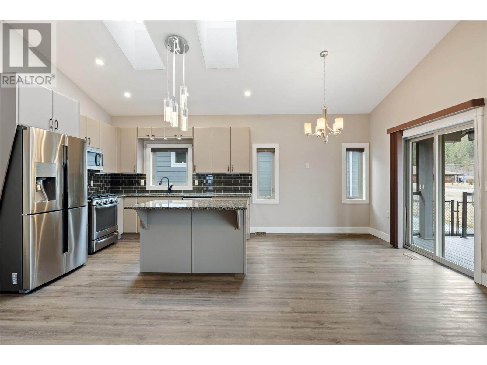 Property at 613 Nighthawk Avenue image 1