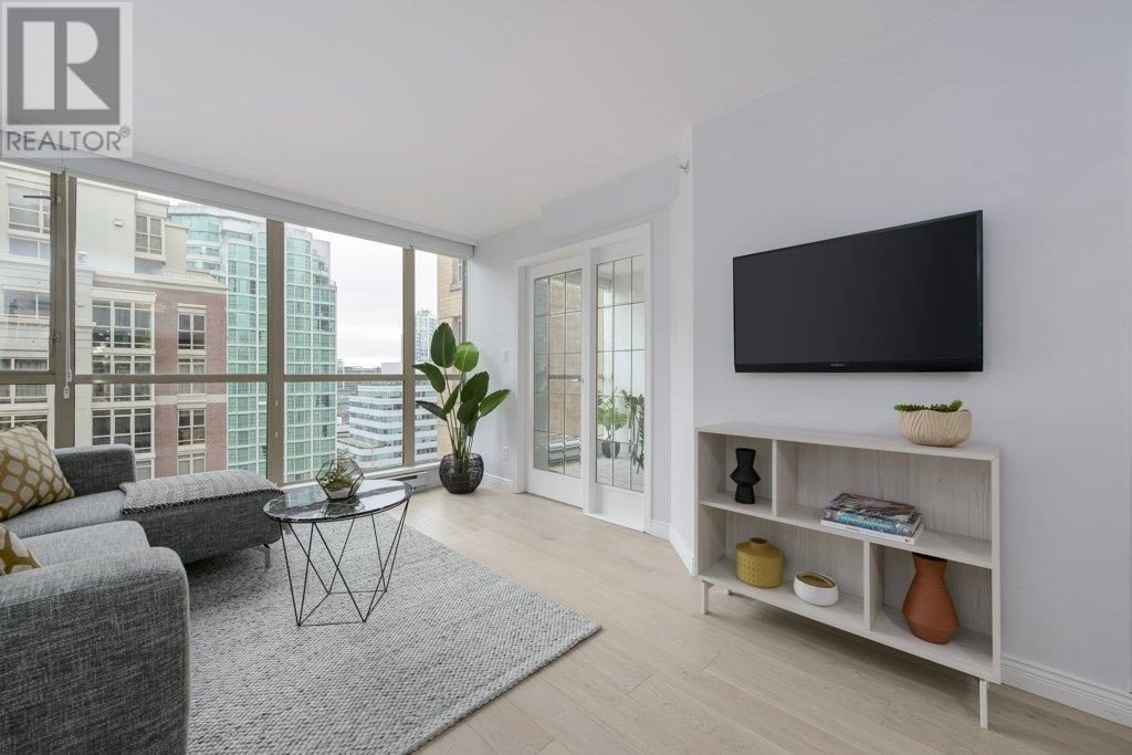 Listing Picture 2 of 37 : 1107 822 HOMER STREET, Vancouver / 溫哥華 - 魯藝地產 Yvonne Lu Group - MLS Medallion Club Member