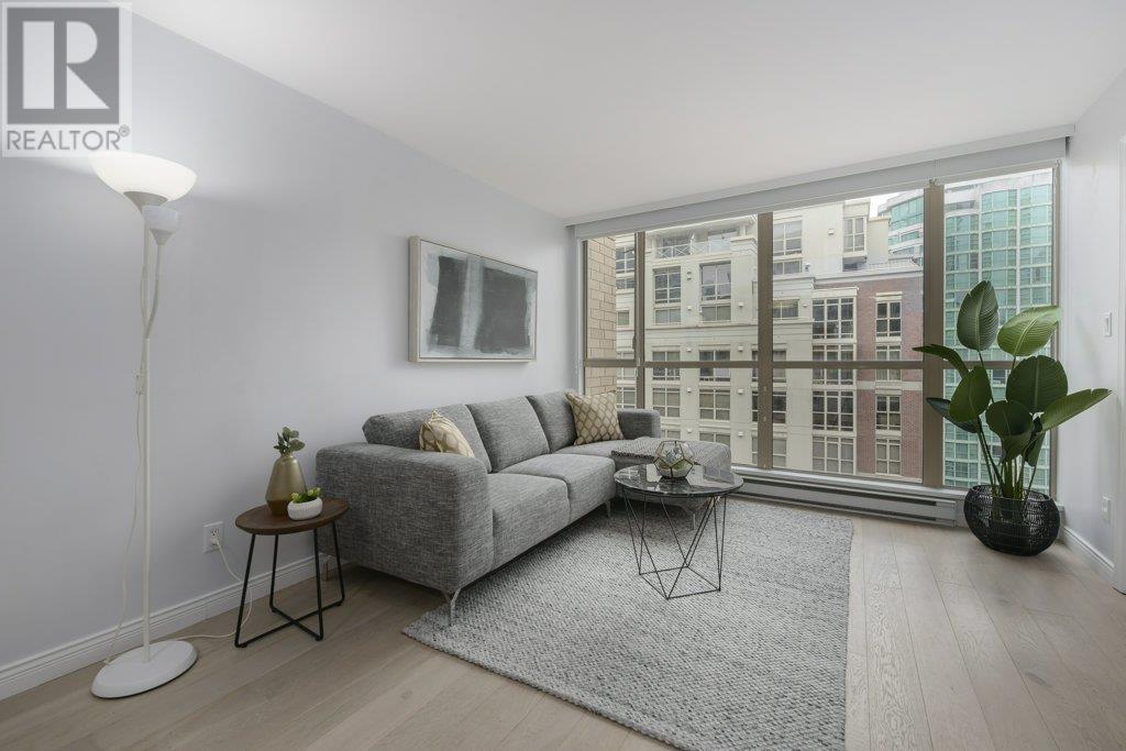 Listing Picture 3 of 37 : 1107 822 HOMER STREET, Vancouver / 溫哥華 - 魯藝地產 Yvonne Lu Group - MLS Medallion Club Member