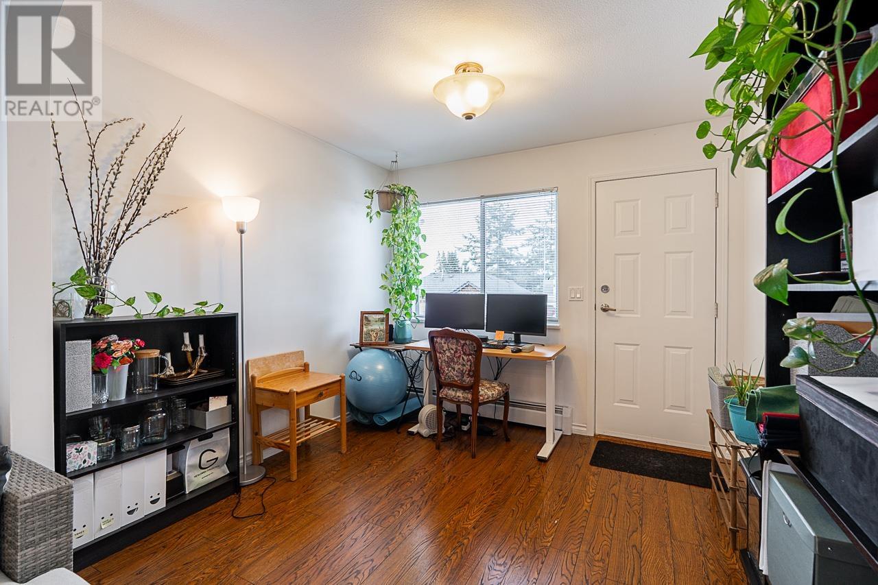6075 Burns Street, Burnaby, British Columbia  V5H 1X3 - Photo 18 - R2971714