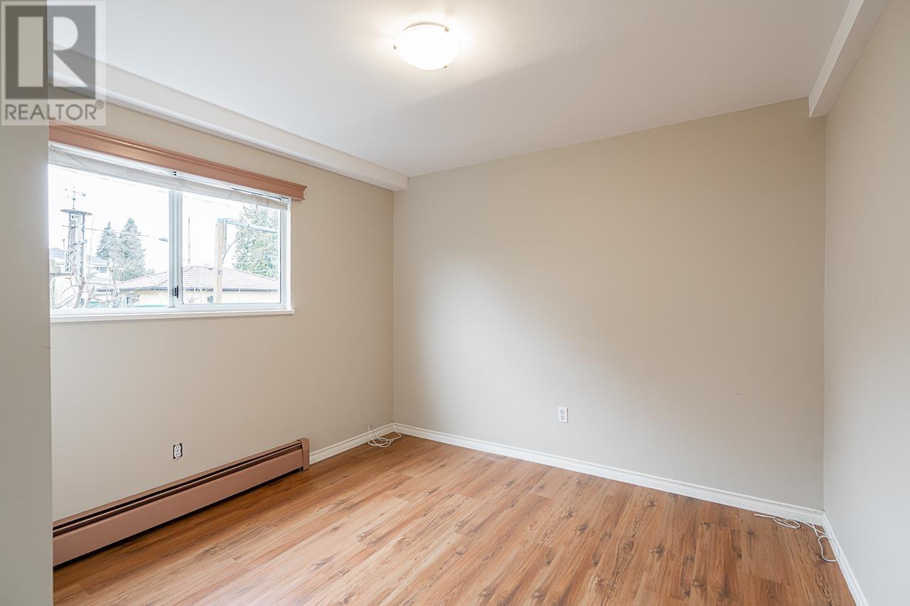 6075 Burns Street, Burnaby, British Columbia  V5H 1X3 - Photo 31 - R2971714