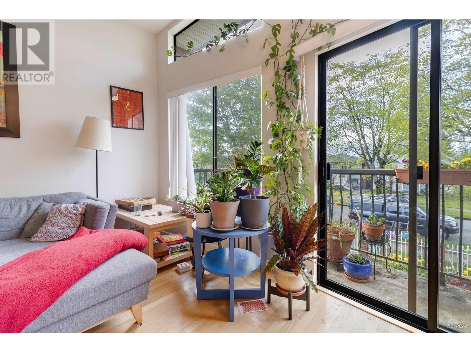 2752 Grant Street, Vancouver, British Columbia  V5K 3H2 - Photo 6 - R2971722