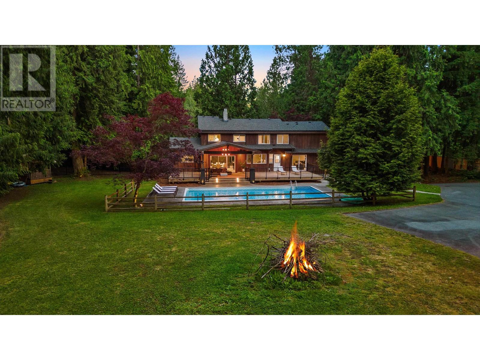 25011 Ferguson Avenue, Maple Ridge, British Columbia  V2W 1H4 - Photo 1 - R2971725