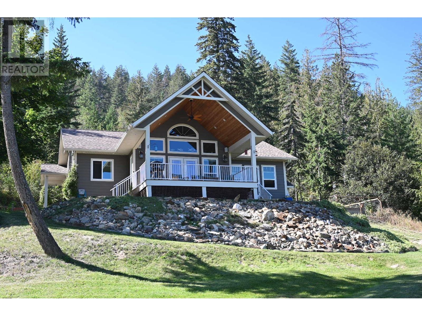 414 Gunter-Ellison Road, Enderby, British Columbia  V4Y 4G2 - Photo 1 - 10336687