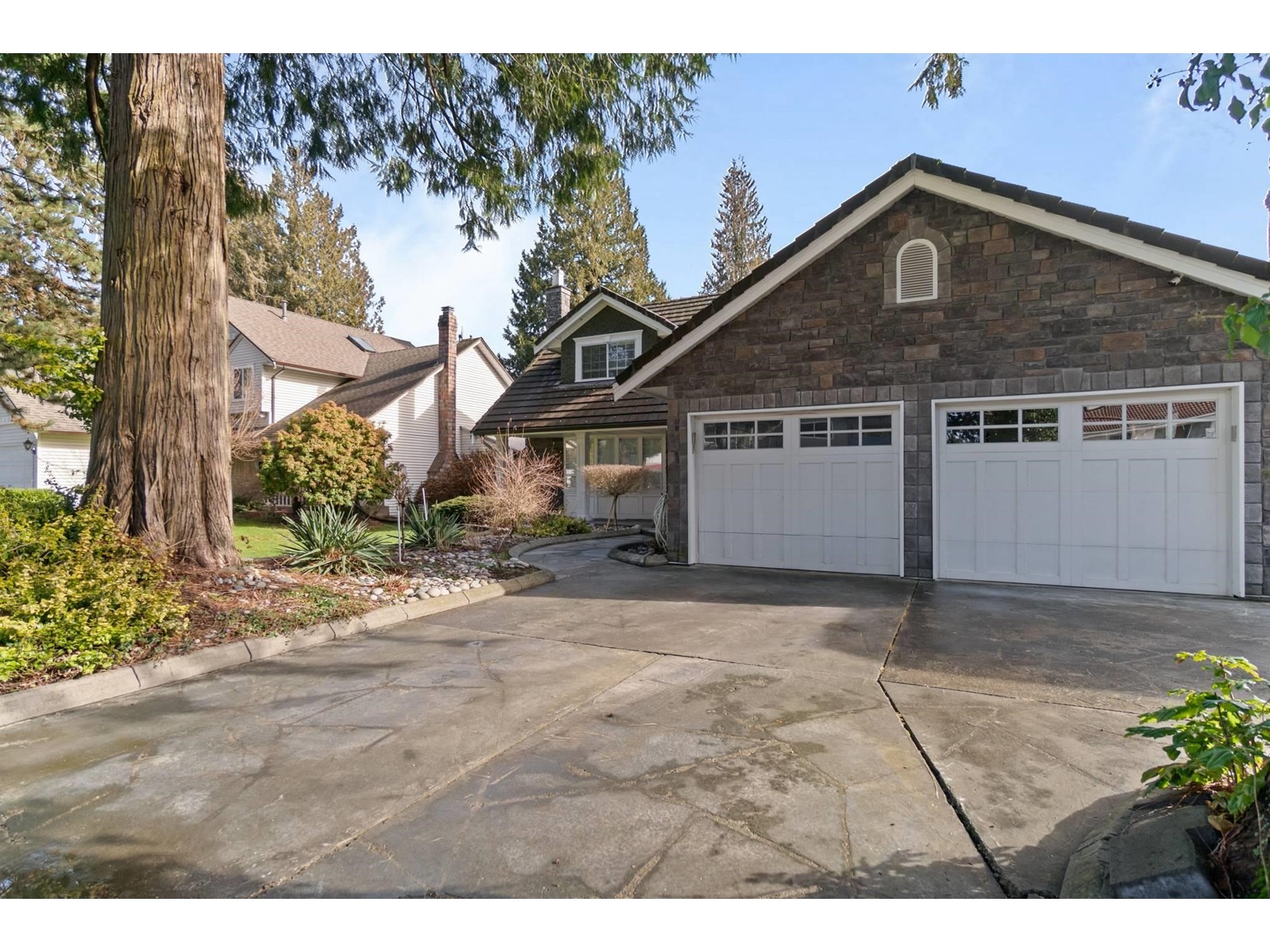 9814 157 Street, Surrey, British Columbia  V4N 2V6 - Photo 2 - R2970925