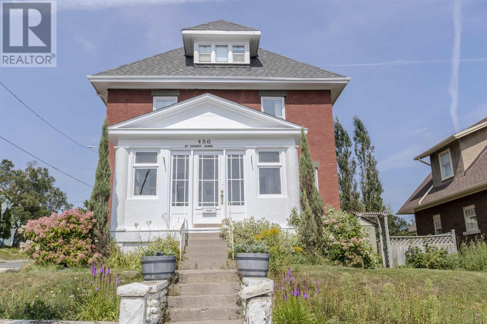 486 St. Patrick's Sq, Thunder Bay, Ontario  P7B 1G6 - Photo 1 - TB250335