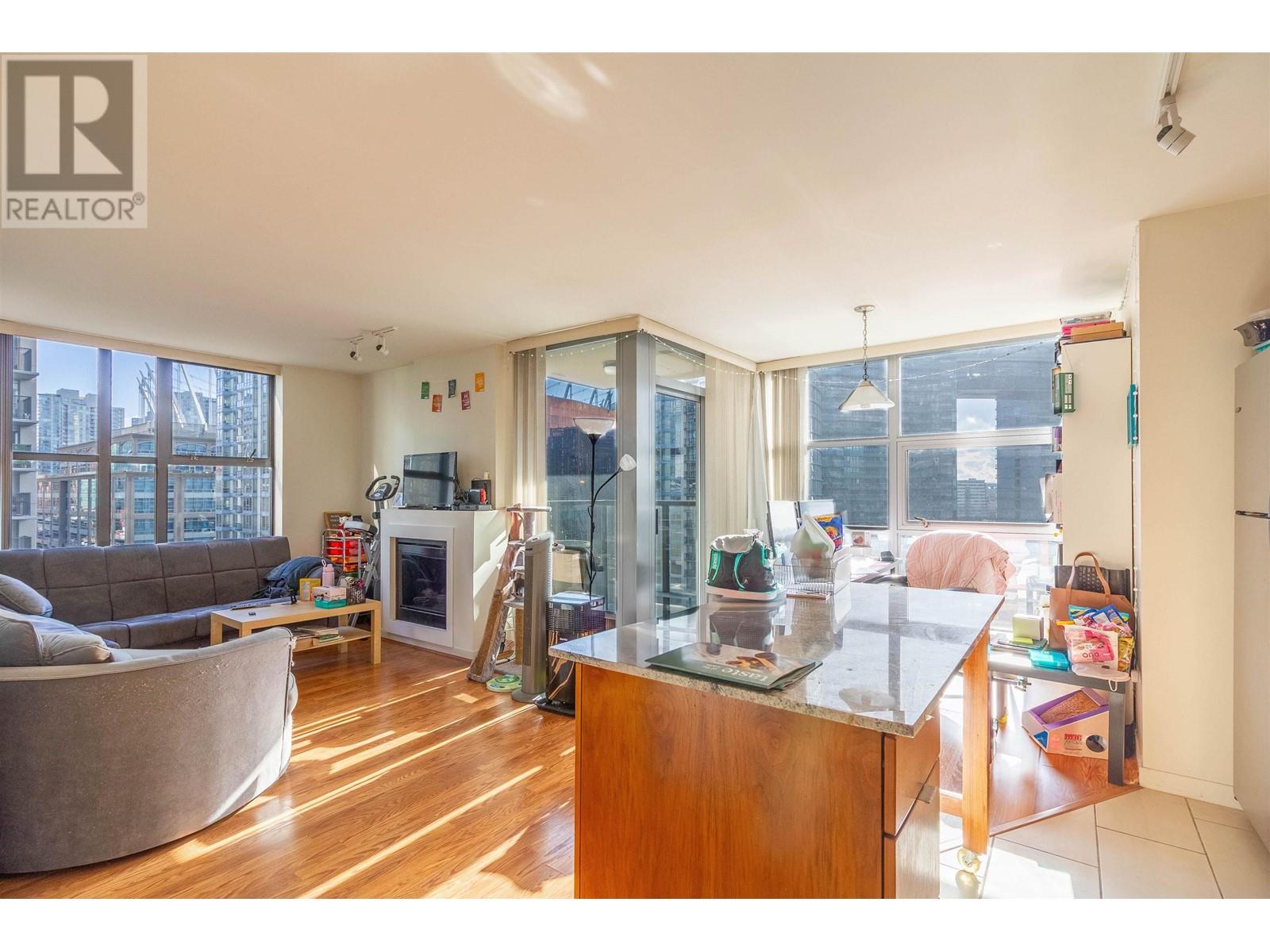 903 989 Beatty Street, Vancouver, British Columbia  V6Z 3C2 - Photo 3 - R2965482