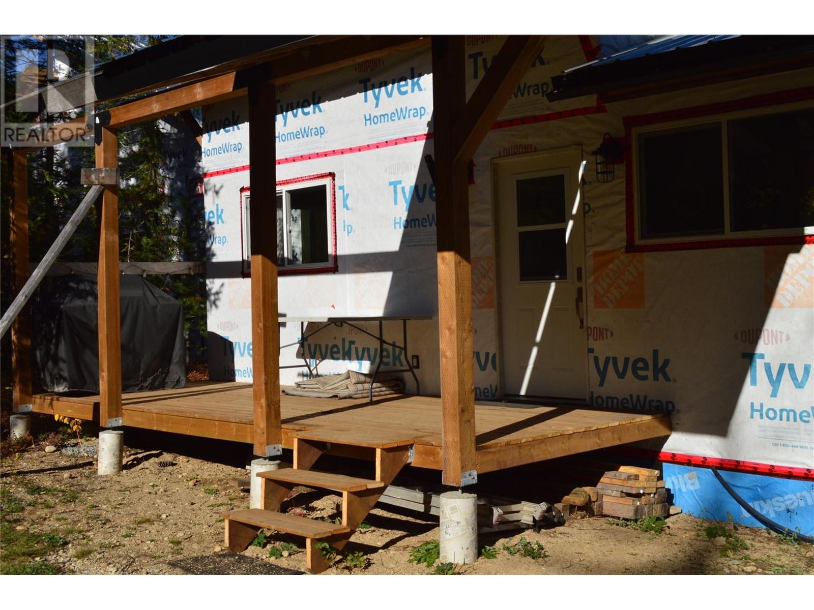 4024 Finucane-Rokosh Road, Malakwa, British Columbia  V0E 2J0 - Photo 8 - 10336973