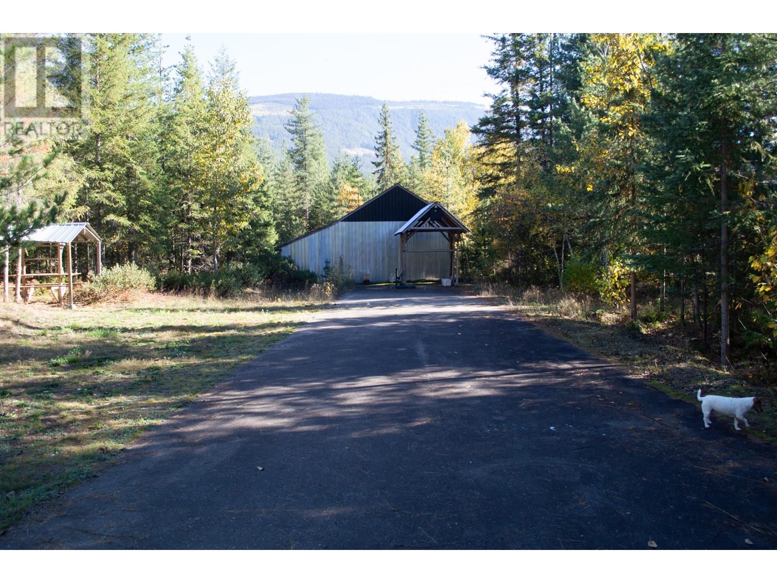 4024 Finucane-Rokosh Road, Malakwa, British Columbia  V0E 2J0 - Photo 29 - 10336973