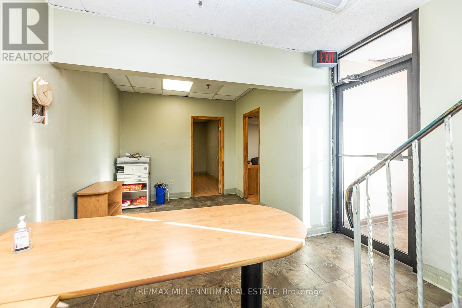 65 (Ground Floor) - 750 Oakdale Road, Toronto (Glenfield-Jane Heights), Ontario  M3M 2H3 - Photo 3 - W11993638