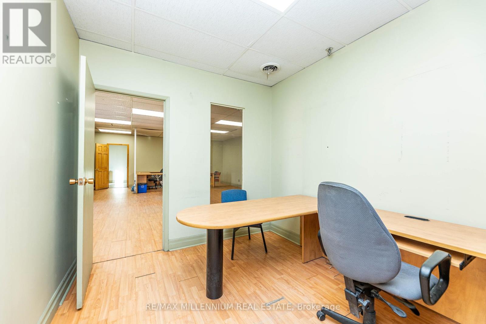65 (Ground Floor) - 750 Oakdale Road, Toronto (Glenfield-Jane Heights), Ontario  M3M 2H3 - Photo 8 - W11993638