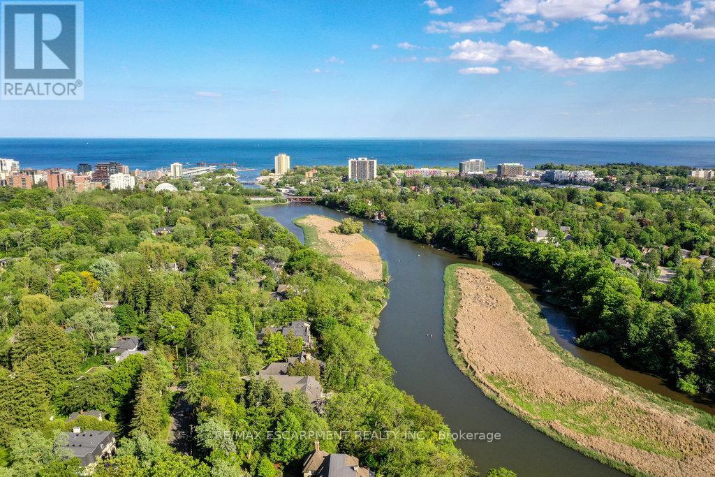 1420 Stavebank Road, Mississauga, Ontario  L5G 2V3 - Photo 2 - W11932745