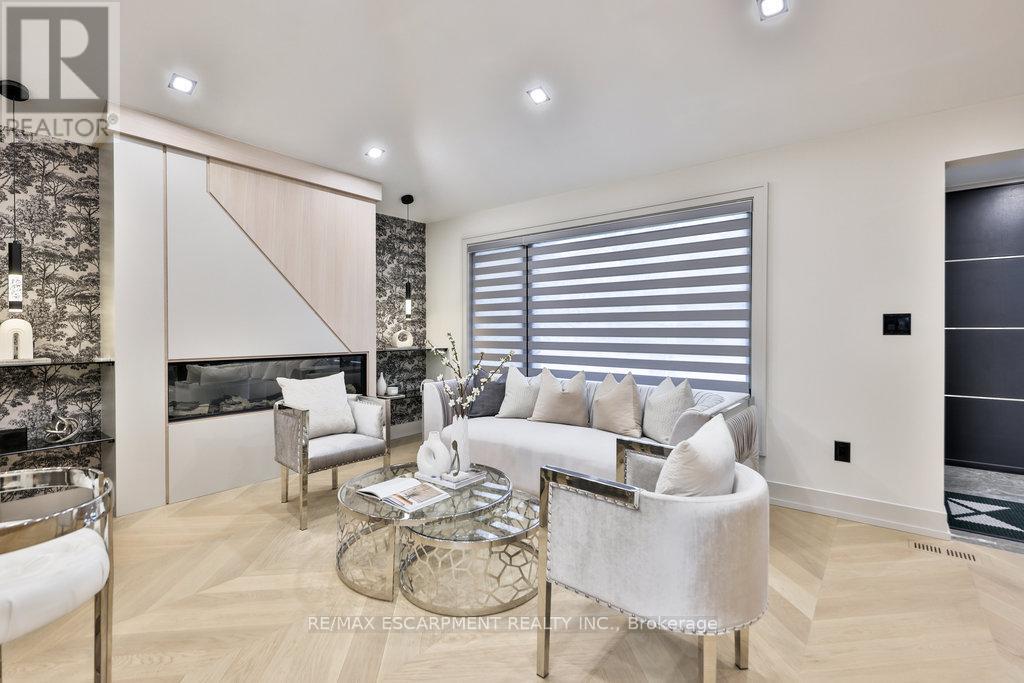 55 West 22nd Street, Hamilton, Ontario  L9C 4N5 - Photo 7 - X11952879
