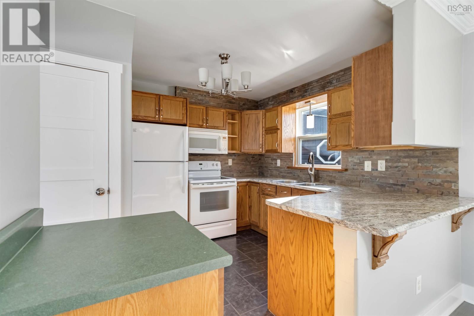 11 Hilton Drive, Woodlawn, Nova Scotia  B2W 1L6 - Photo 14 - 202503835